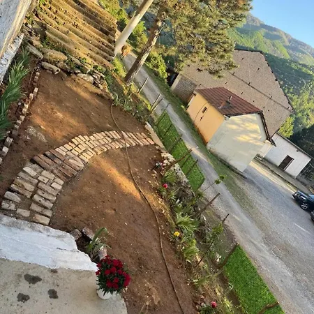 Apartman Bleta Fierze